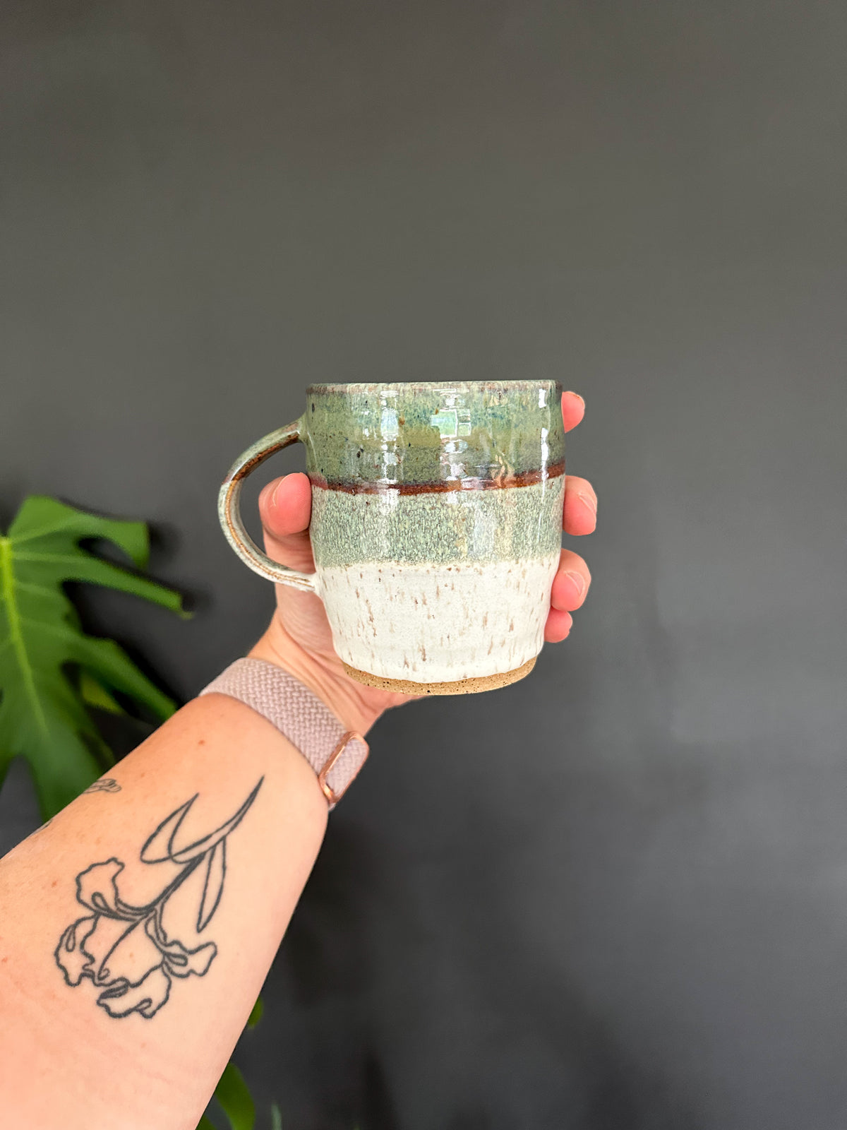 Stoneware Mug in Ivory/Eucalyptus