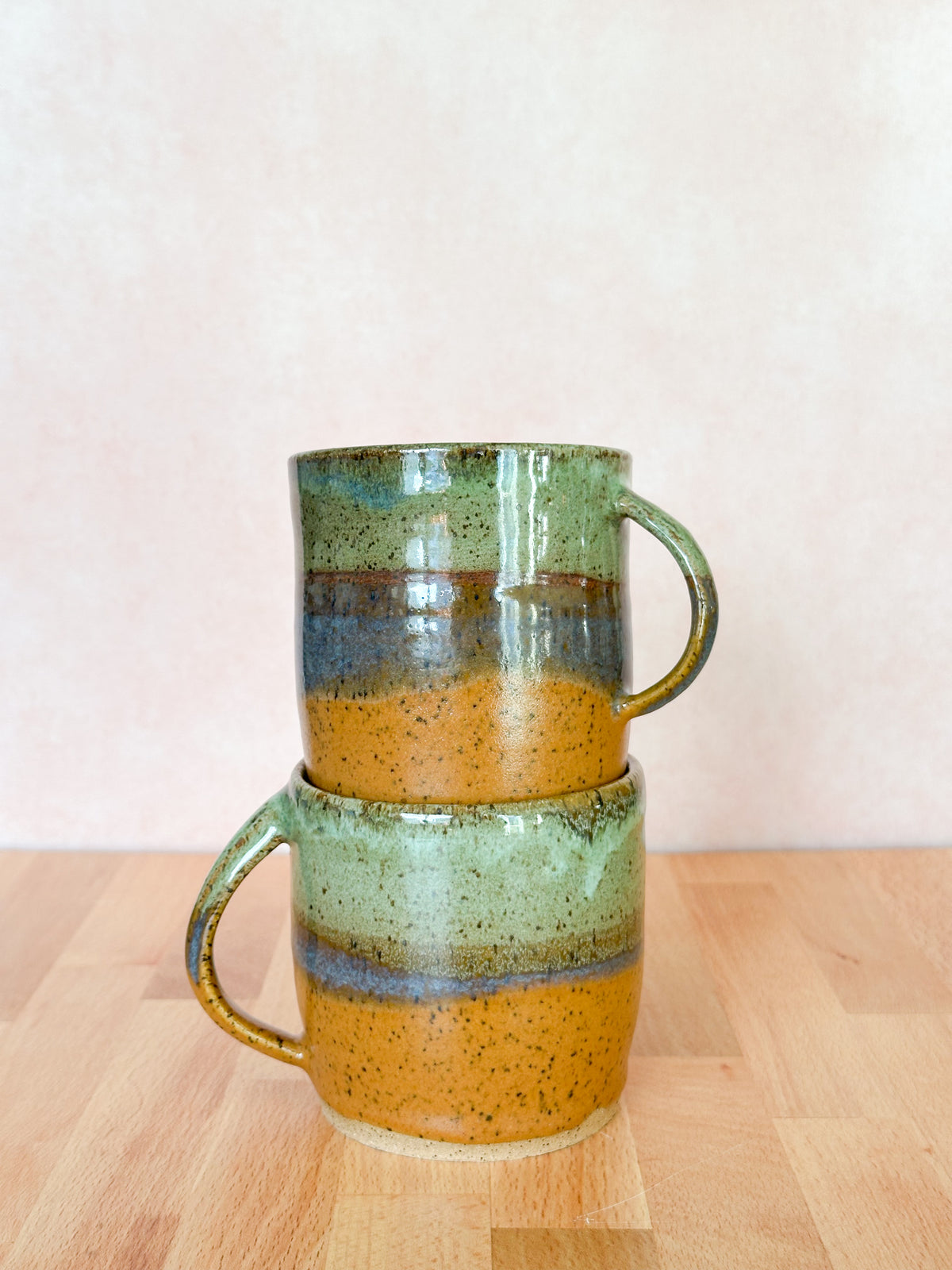 Stoneware Mug in Reptile