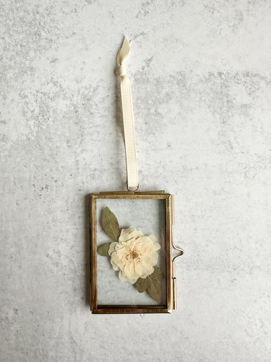 Pressed Flower Glass Ornament in Small Rose with Accent