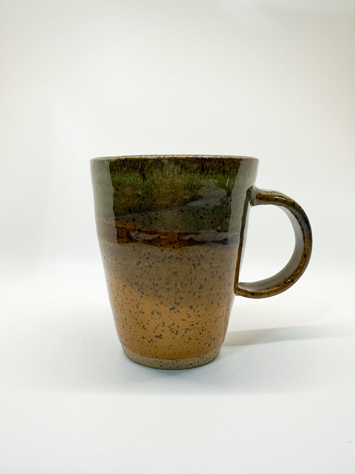 Stoneware Mug in Golden Reptile
