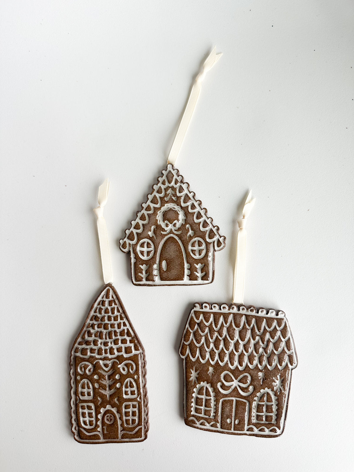 Piped Gingerbread House Ornament Set (3ct.)