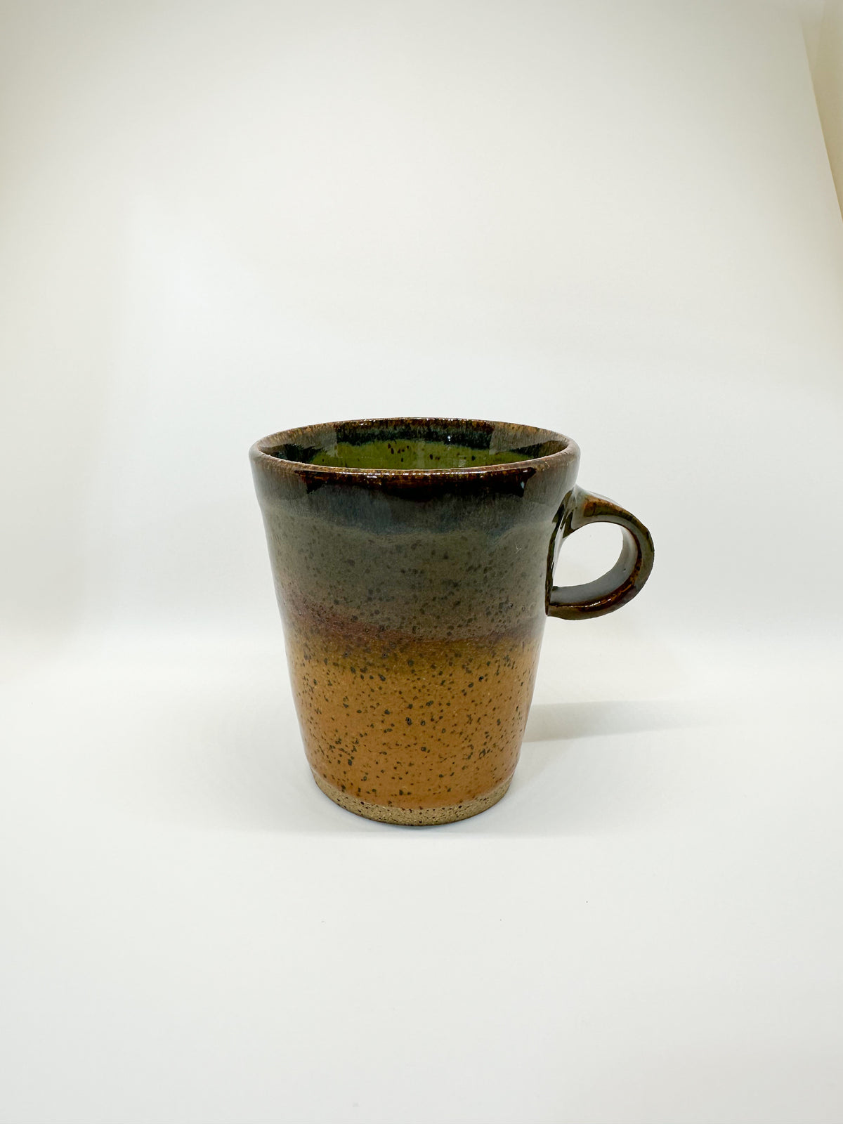 Stoneware Mug in Golden Reptile